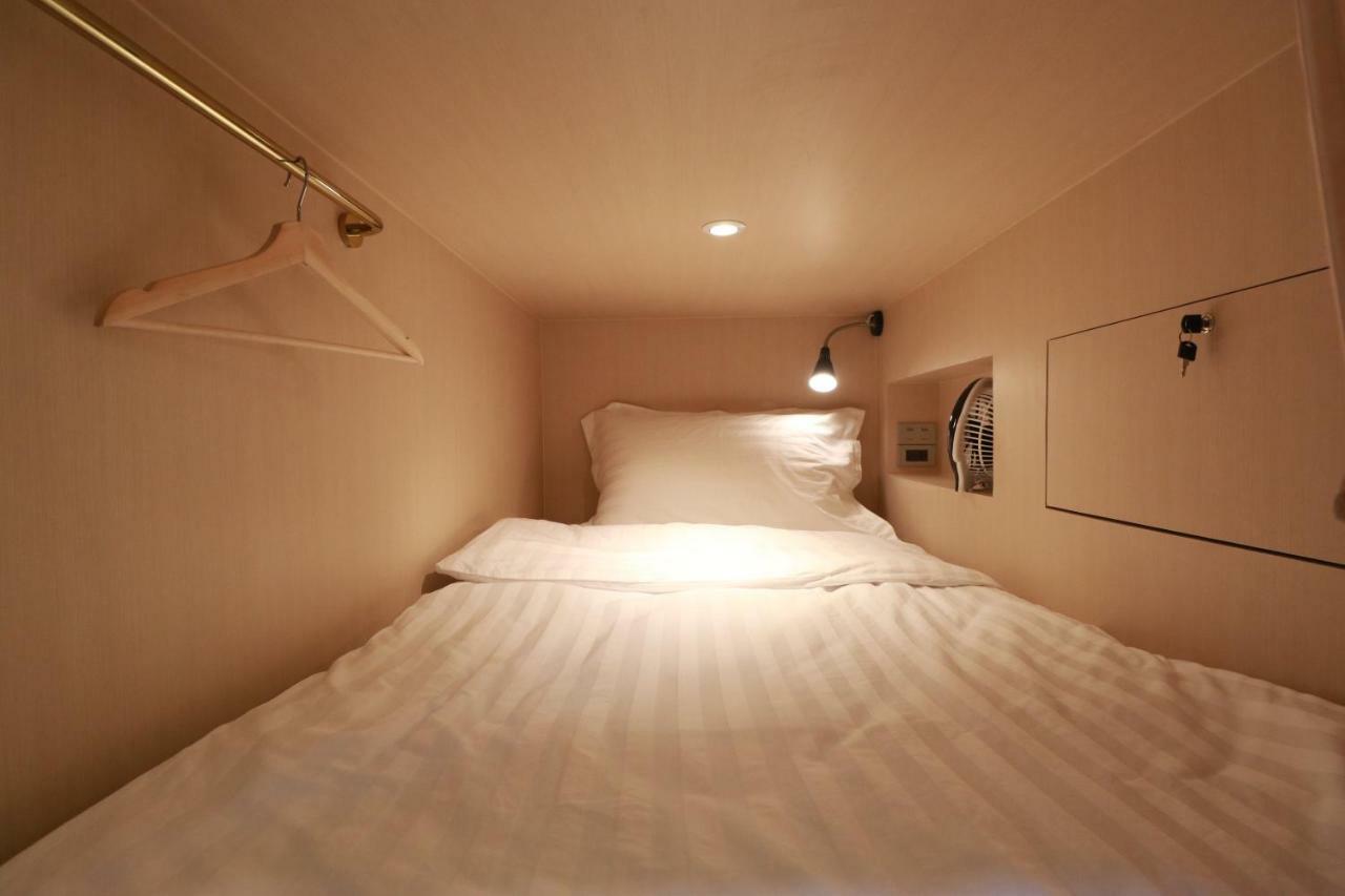 The Lol Elephant Hostel Μπανγκόκ Εξωτερικό φωτογραφία