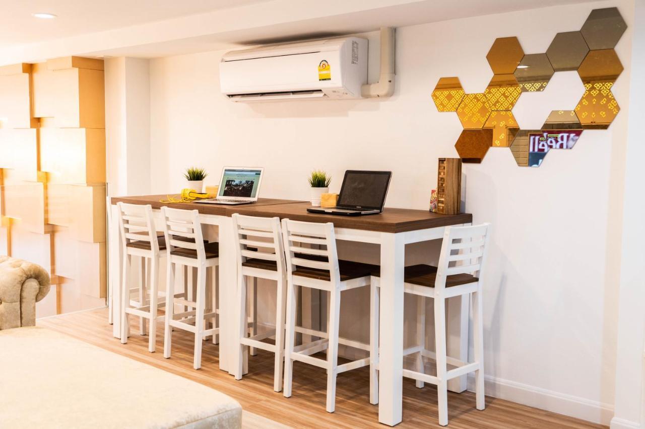 The Lol Elephant Hostel Μπανγκόκ Εξωτερικό φωτογραφία